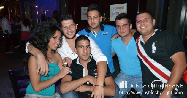 Saturday Night at 100% Pub, Byblos