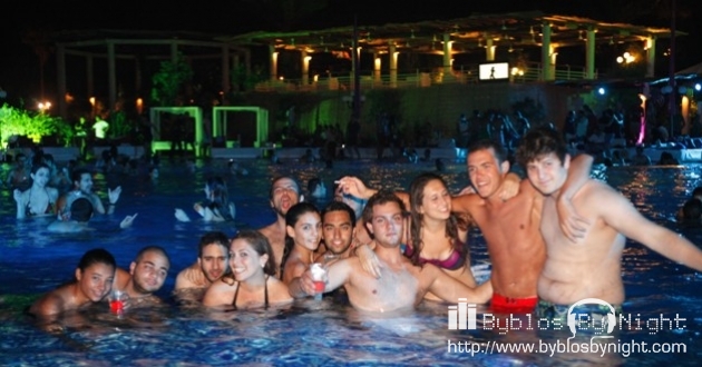 Week End Pool Party at Edde Sands Round Pool 