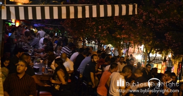 Weekend at Black List Pub, Byblos