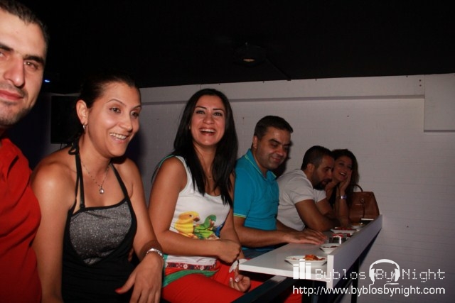 Saturday Night at 100% Pub, Byblos