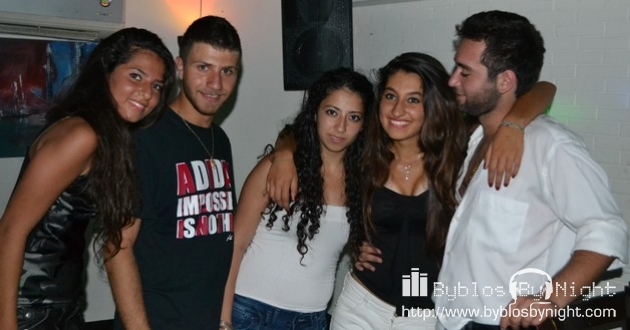 Weekend at 100% Pub, Byblos