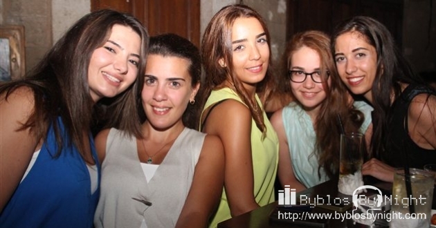 Weekend at 3 Doors Pub, Byblos