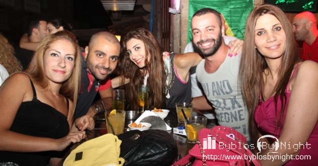 Weekend at 3 Doors Pub, Byblos