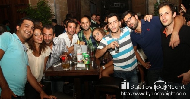 Saturday Night at 3 Doors Pub, Byblos