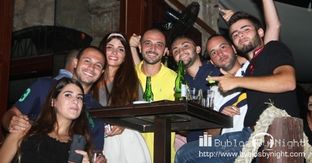 Saturday Night at 3 Doors Pub, Byblos