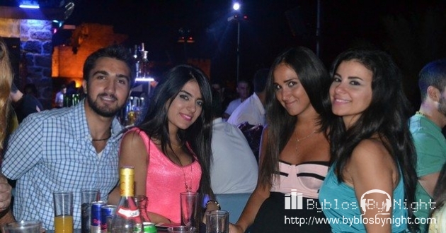 Friday Night at B On Top Pub, Byblos