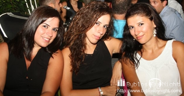 Saturday Night at Barbacane Pub, Byblos