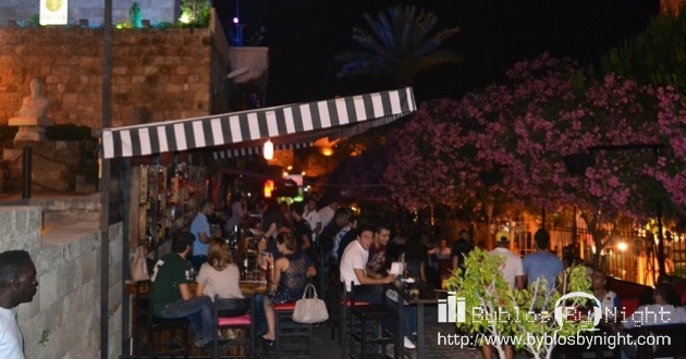 Weekend at Black List Pub, Byblos