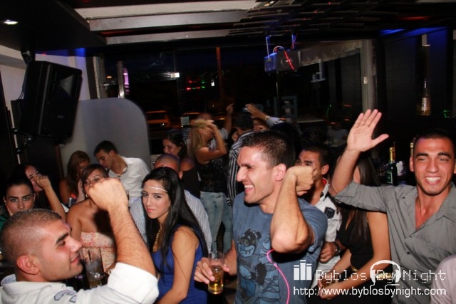Els' Pub on Saturday