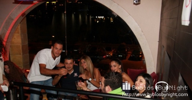 Els' Pub on Saturday Night at Byblos